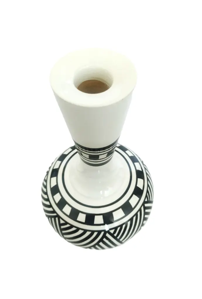 Vase white big 1.2.webp